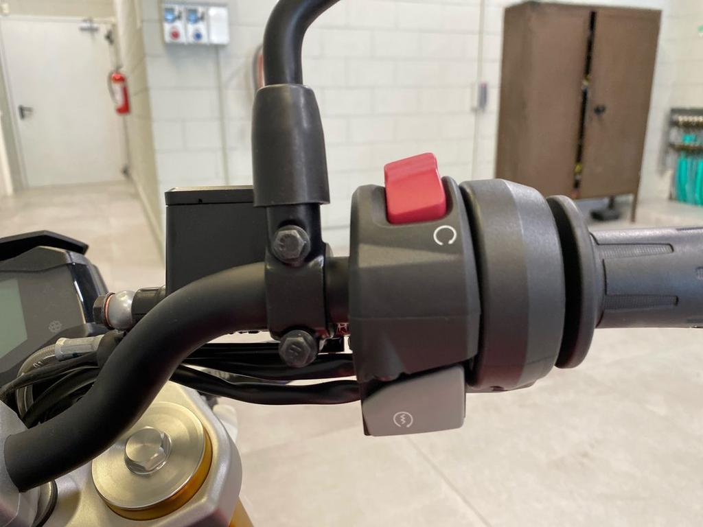 G 310 R