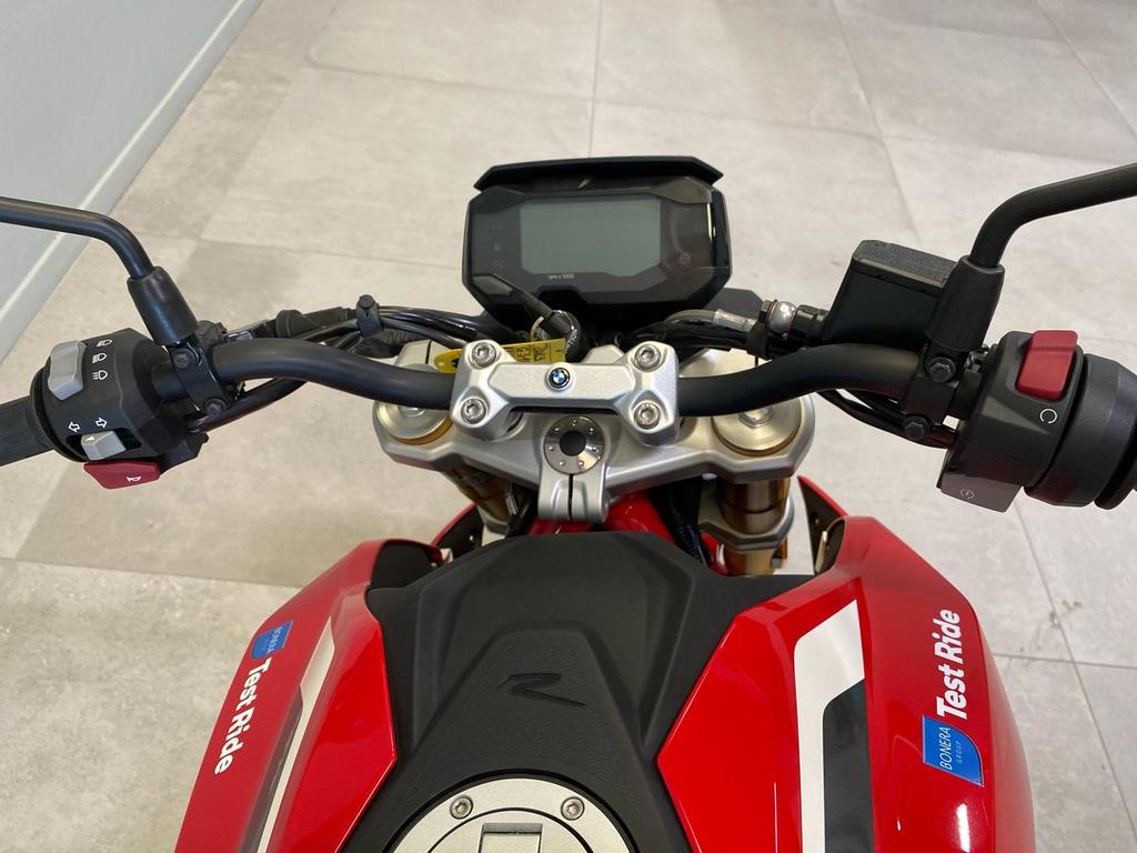 G 310 R
