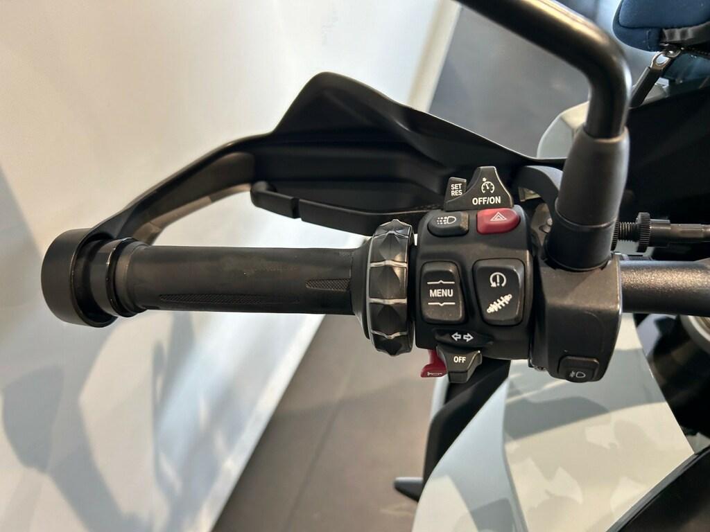 S 1000 XR
