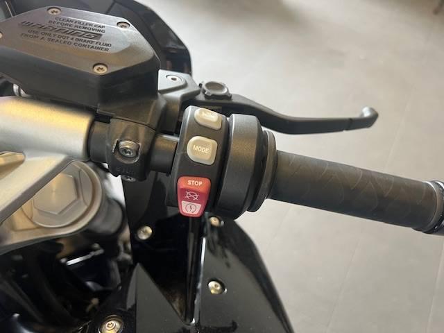 R 1200 RS