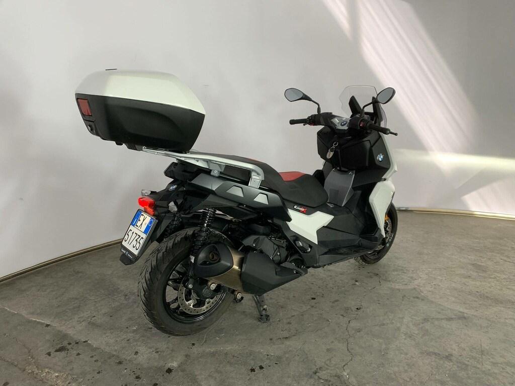 C 400 X