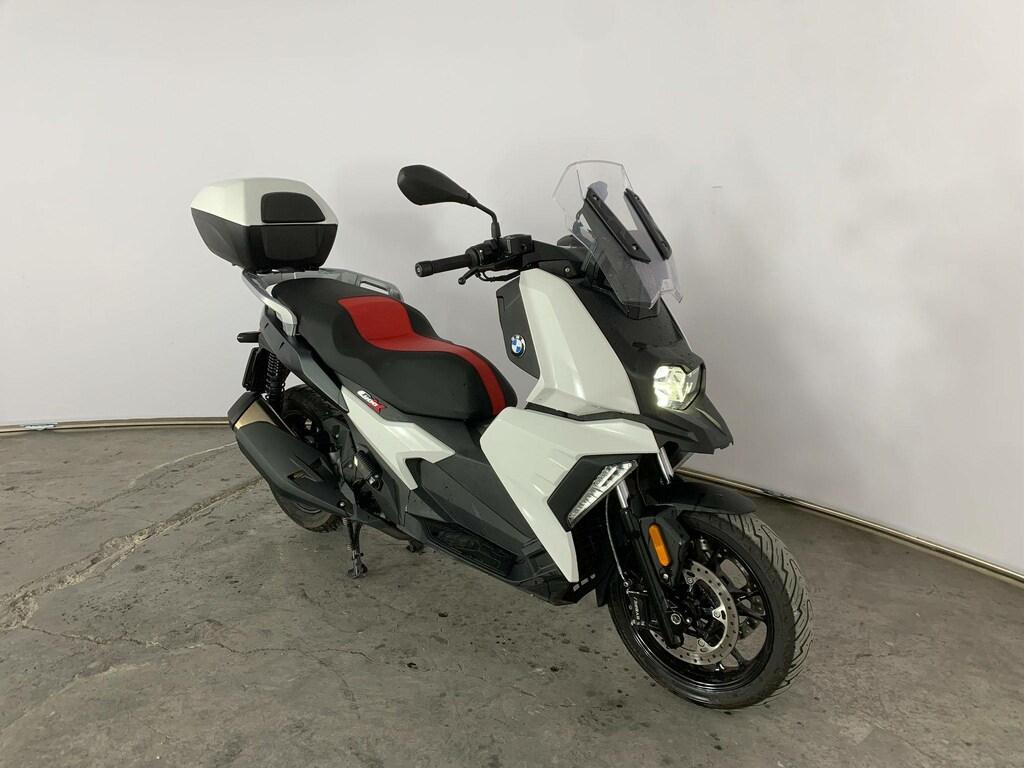 C 400 X