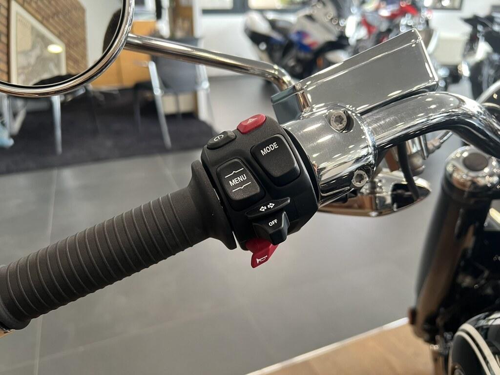 R 18