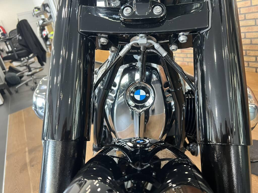 R 18