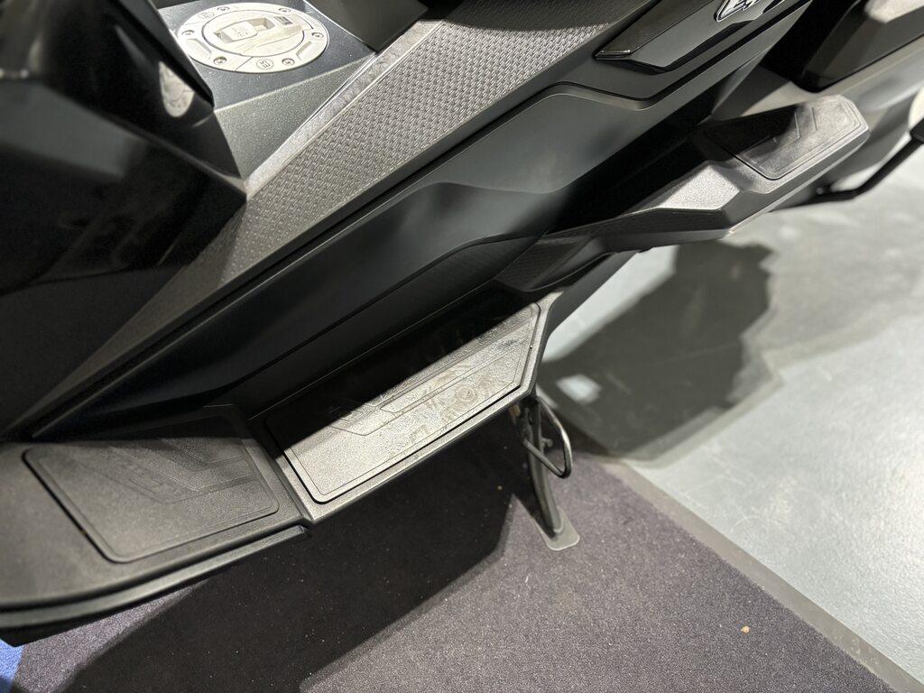 C 400 GT