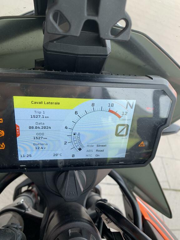 890 ADVENTURE