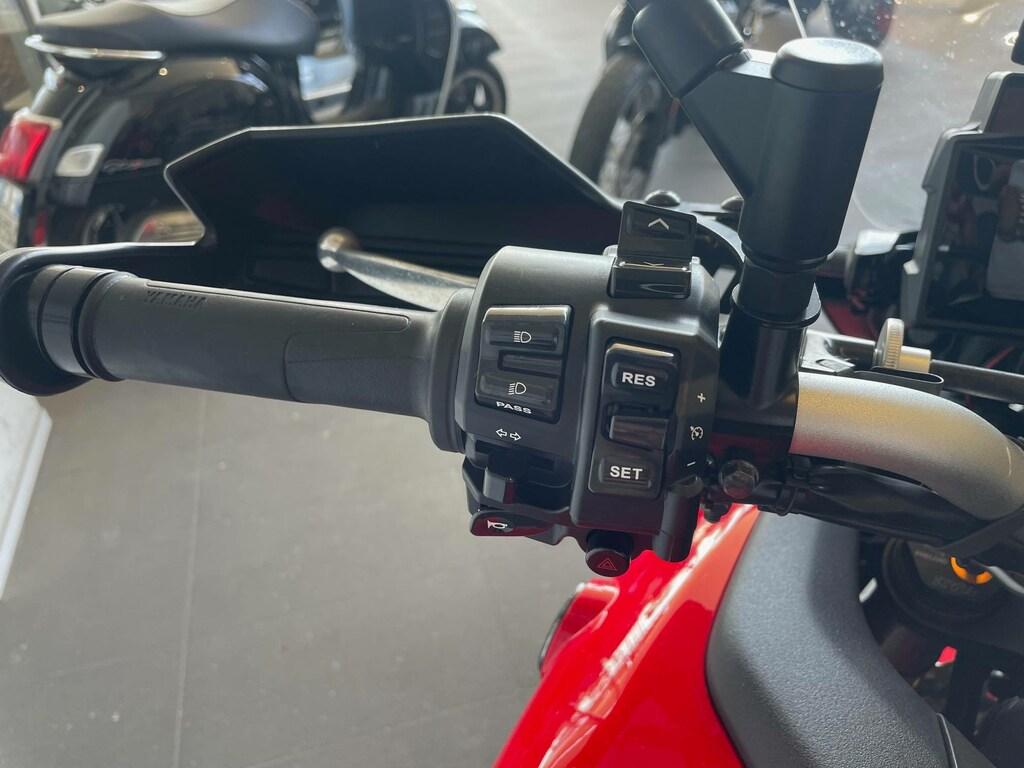 TRACER 900