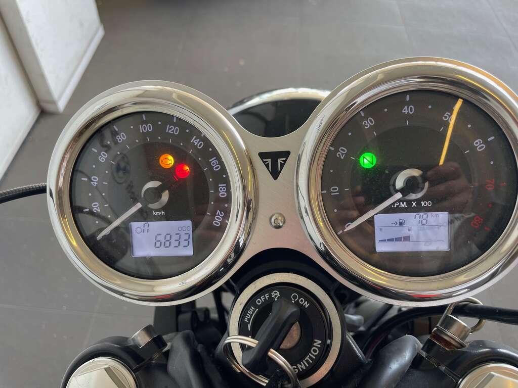 BONNEVILLE 900 T100