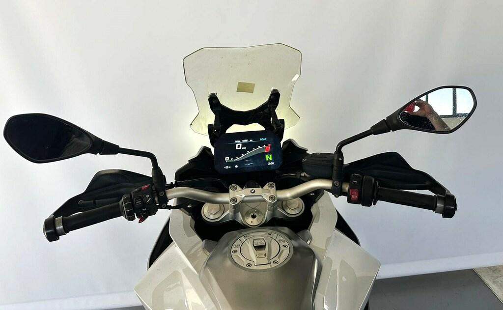 F 900 XR