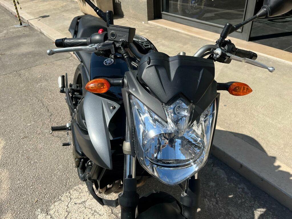 XJ6 600