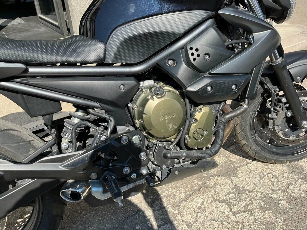 XJ6 600