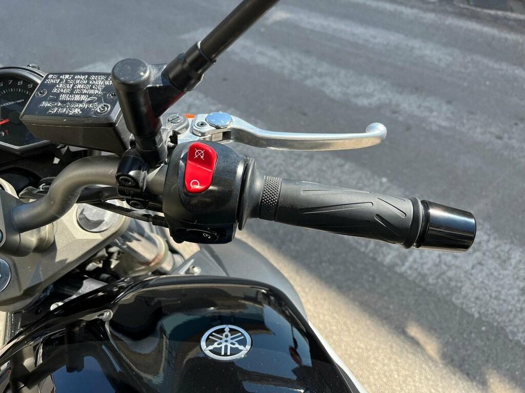 XJ6 600
