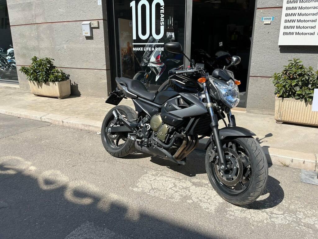XJ6 600