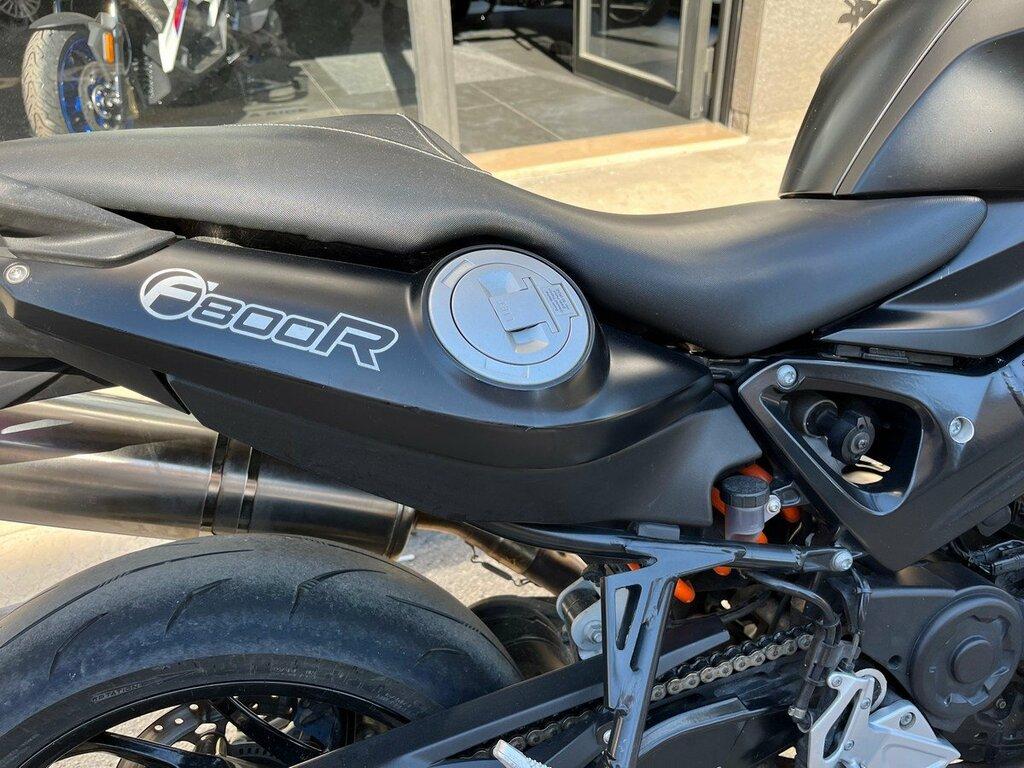 F 800 R