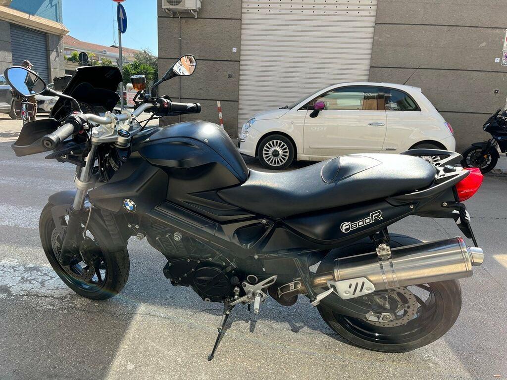 F 800 R