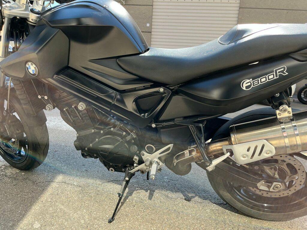 F 800 R