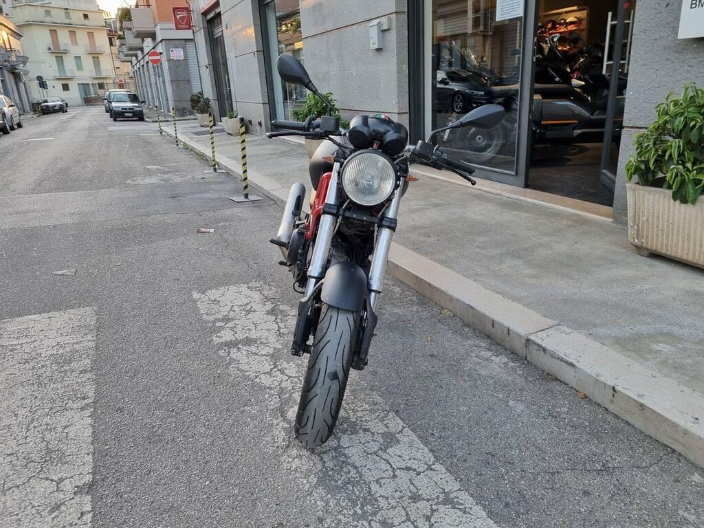 MONSTER 695