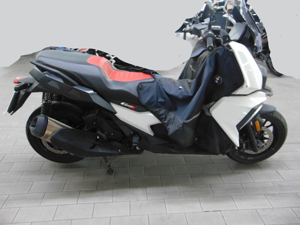C 400 X