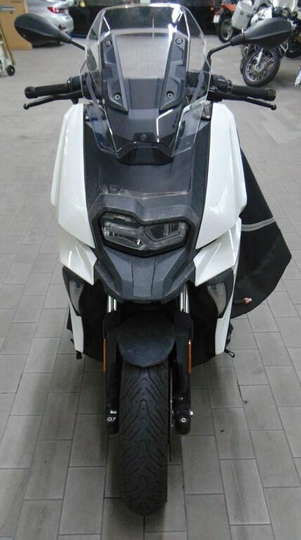 C 400 X