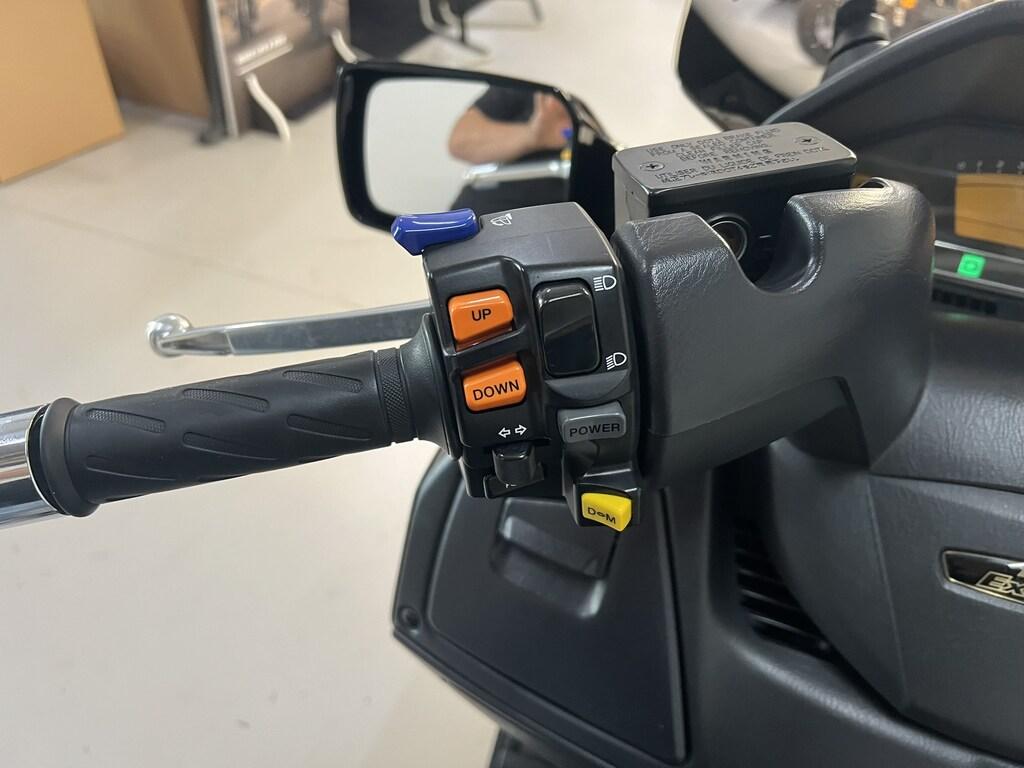 BURGMAN 650