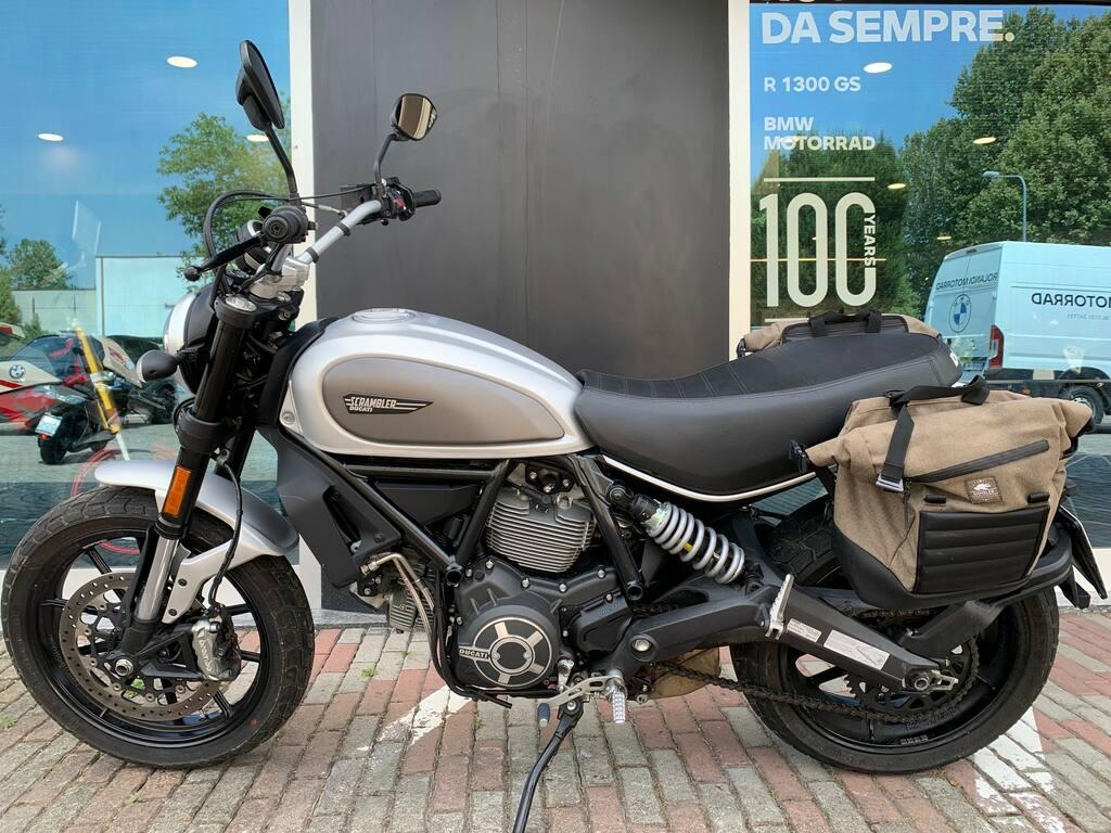 SCRAMBLER 800