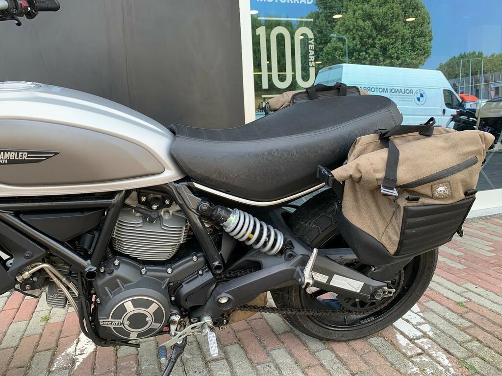 SCRAMBLER 800