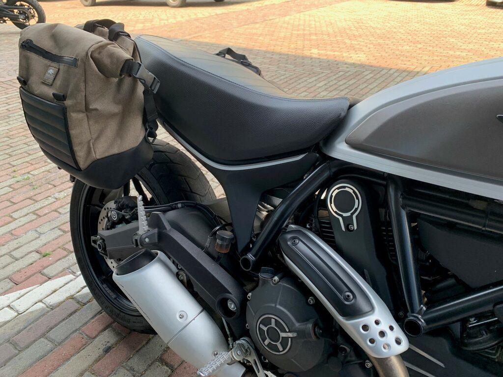 SCRAMBLER 800