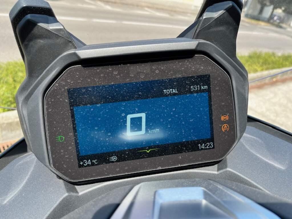C 400 GT