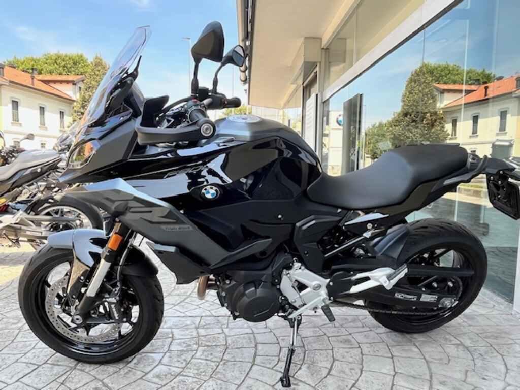 F 900 XR