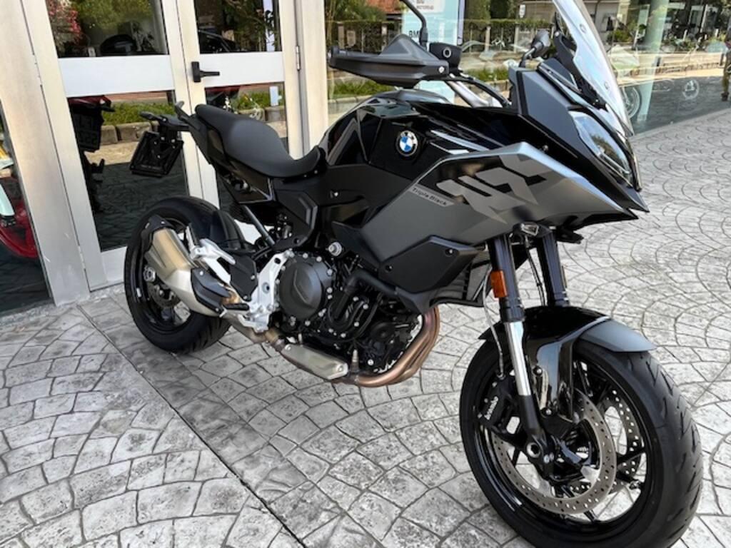 F 900 XR