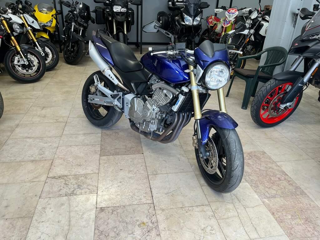 HORNET 600