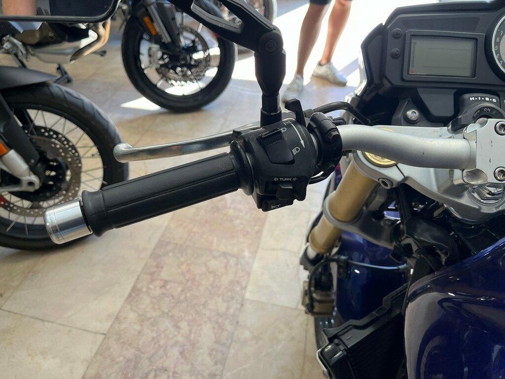 HORNET 600