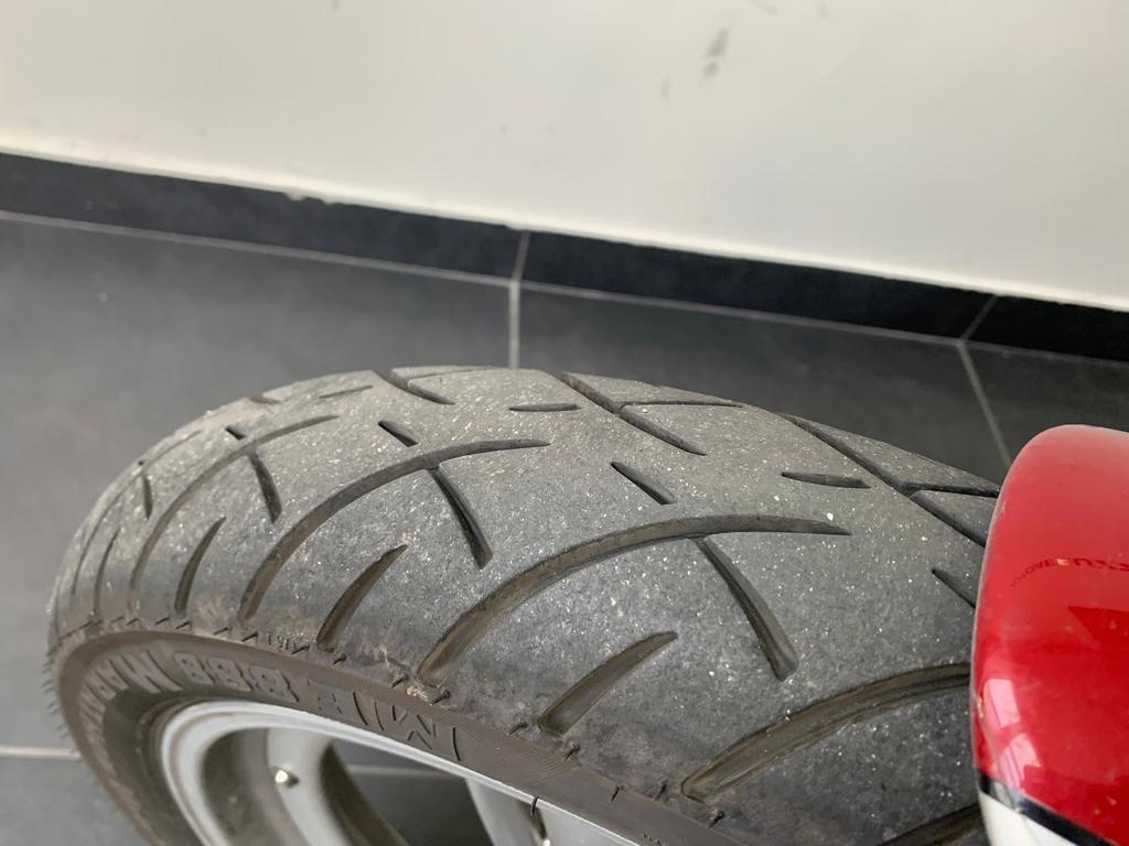 R 1200 C