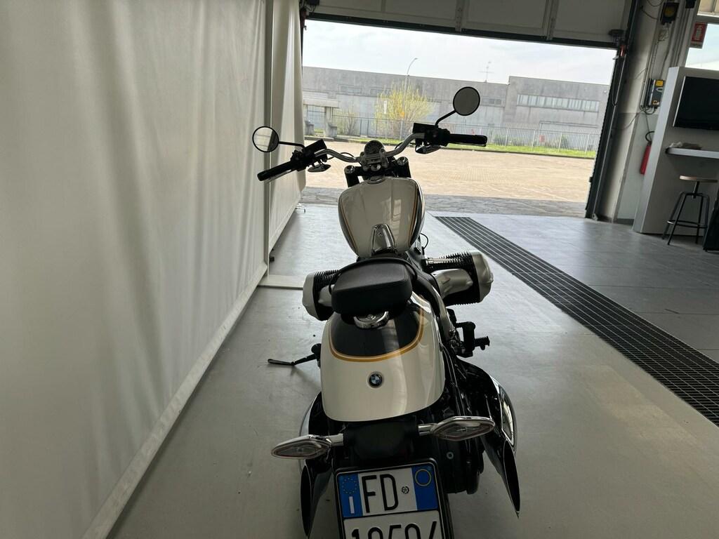 R 18
