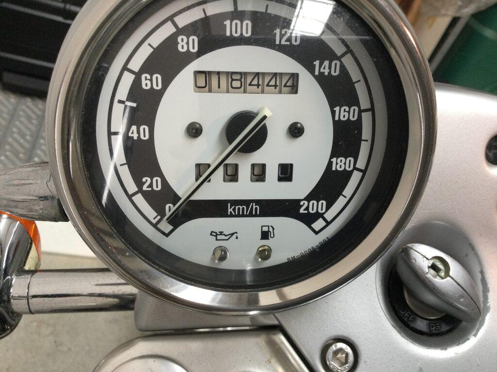 R 1200 C