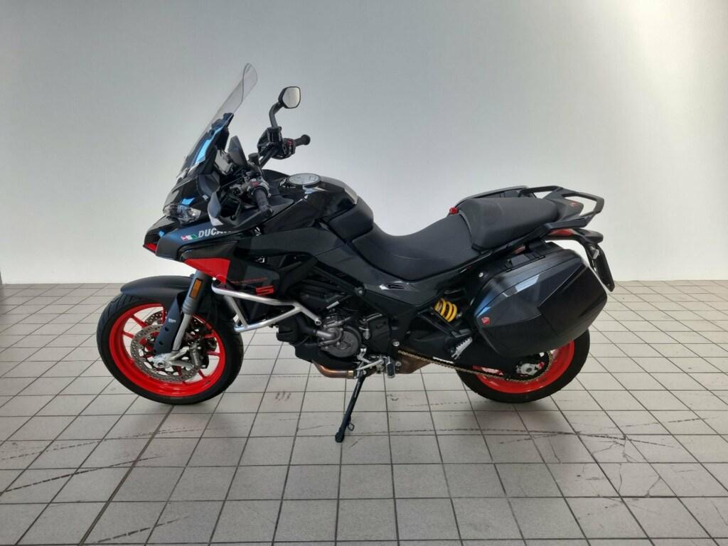 MULTISTRADA V2