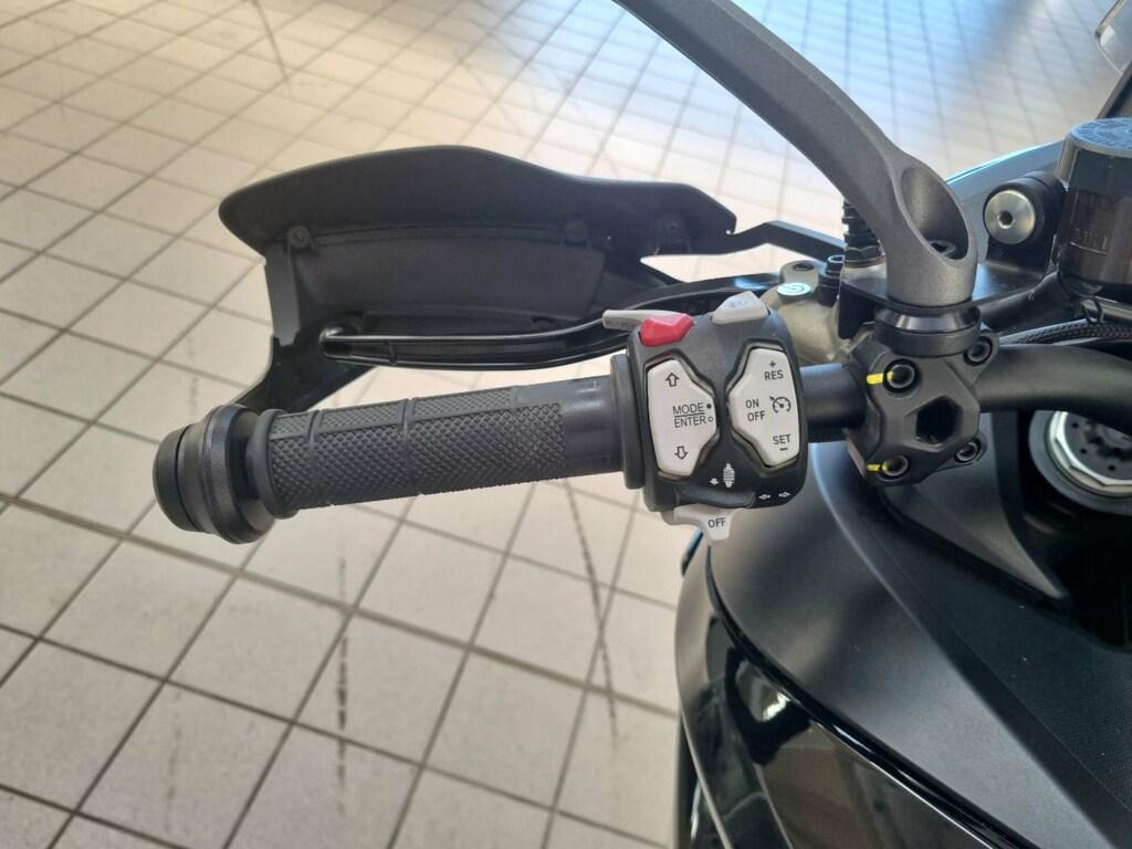 MULTISTRADA V2