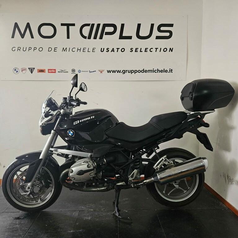 R 1200 R