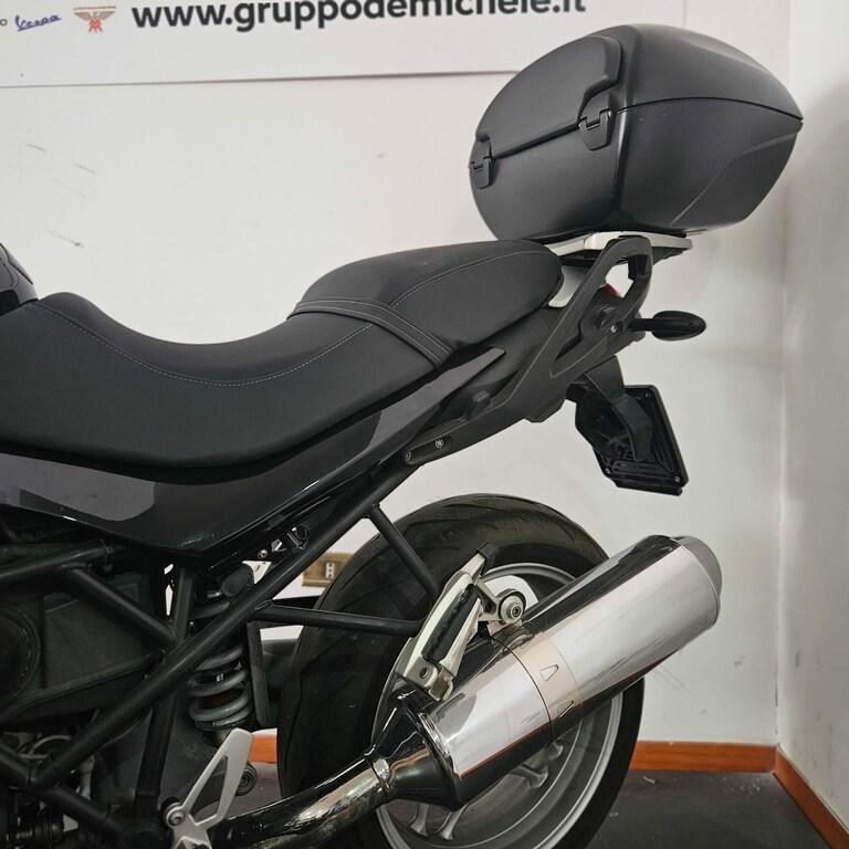 R 1200 R