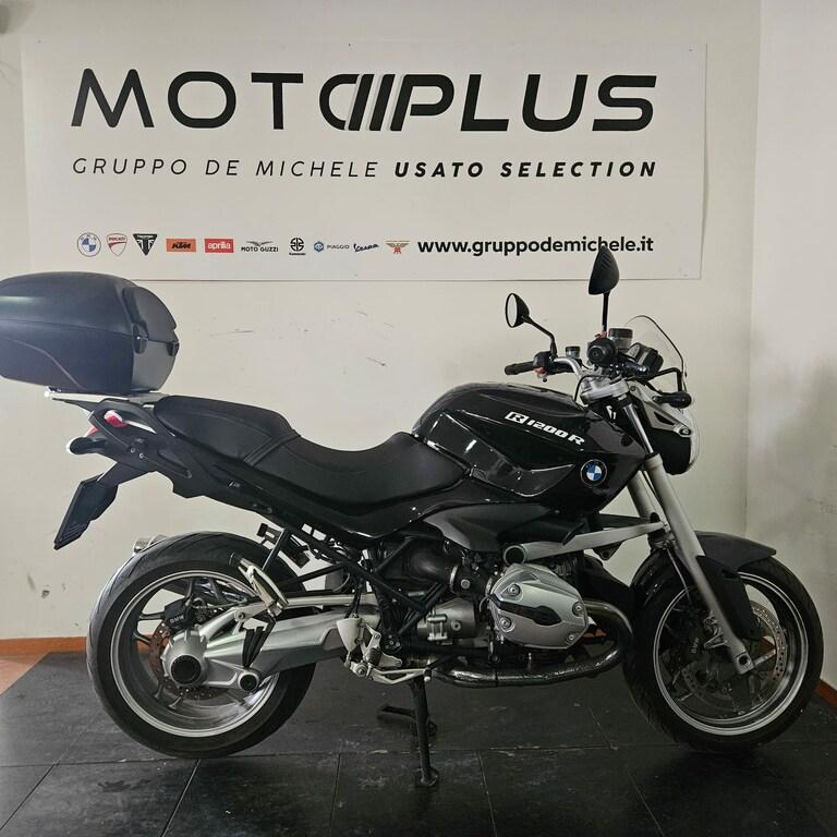 R 1200 R