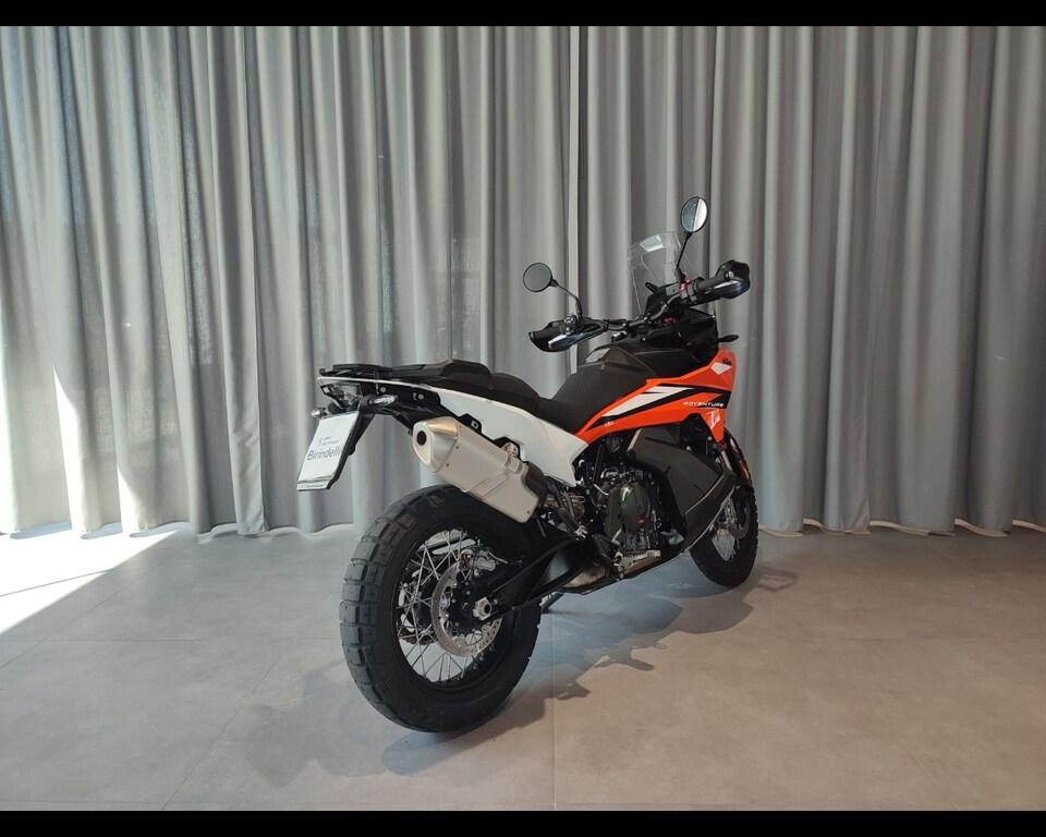 890 ADVENTURE