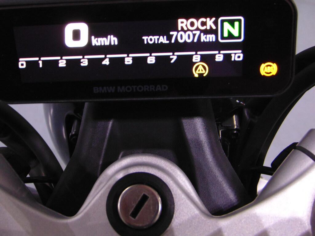 R 12