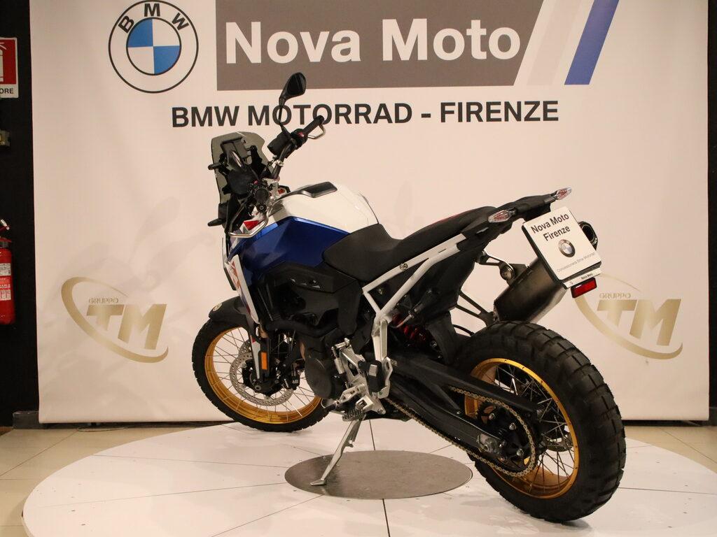 F 900 GS