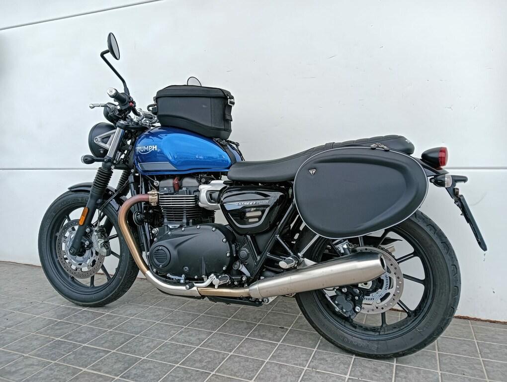 STREET TWIN 900