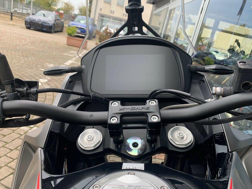 X CAPE 650
