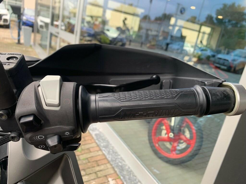 X CAPE 650