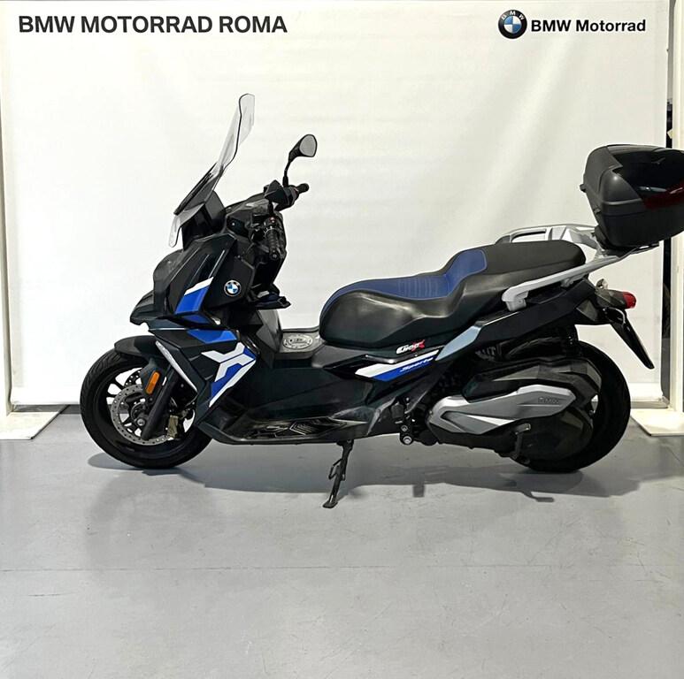C 400 X