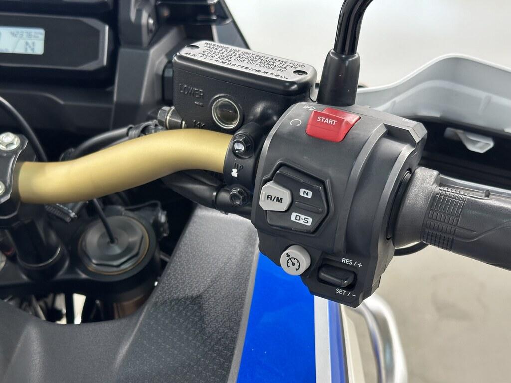AFRICA TWIN 1100