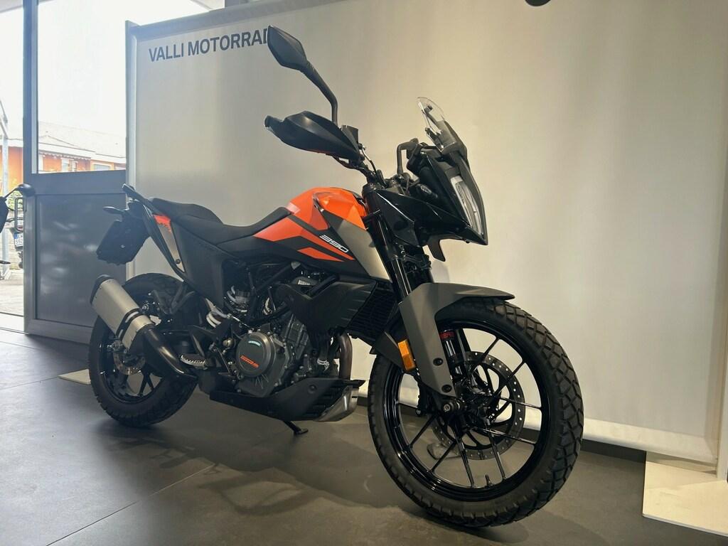 390 ADVENTURE