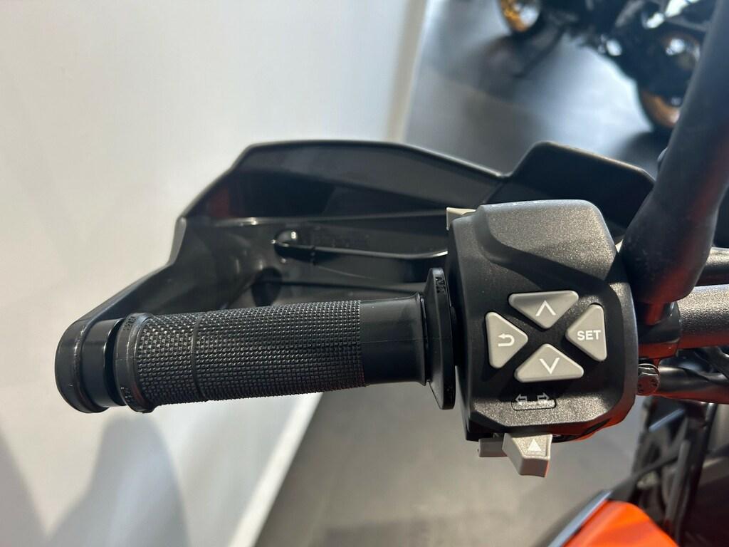 390 ADVENTURE